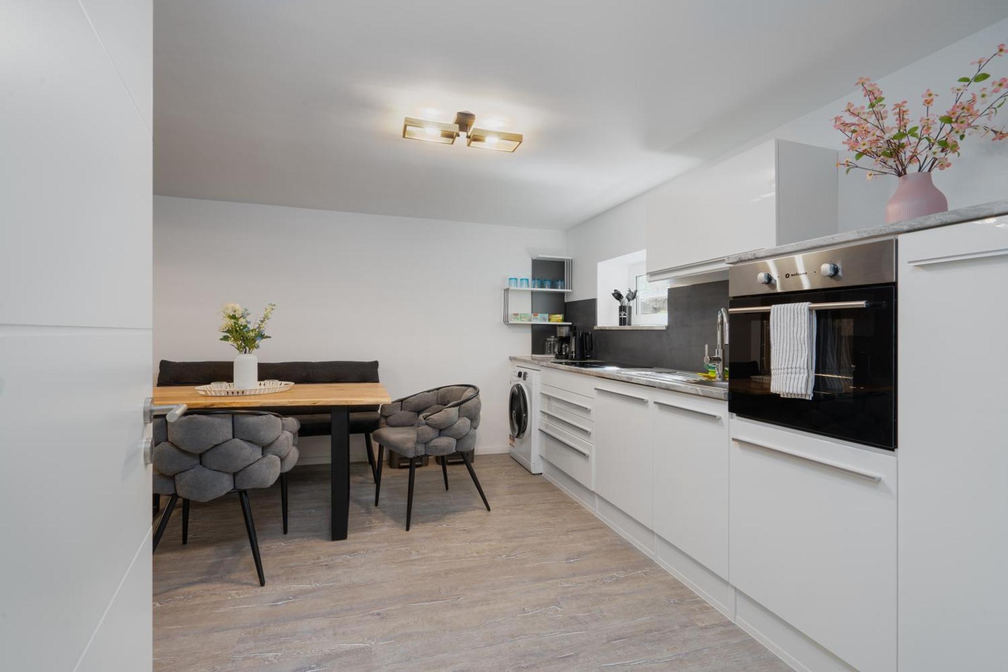 Neue Ferienwohnung Kuestennaehe Mit Terrasse 3Km Zum Strand Osdorf Exterior foto